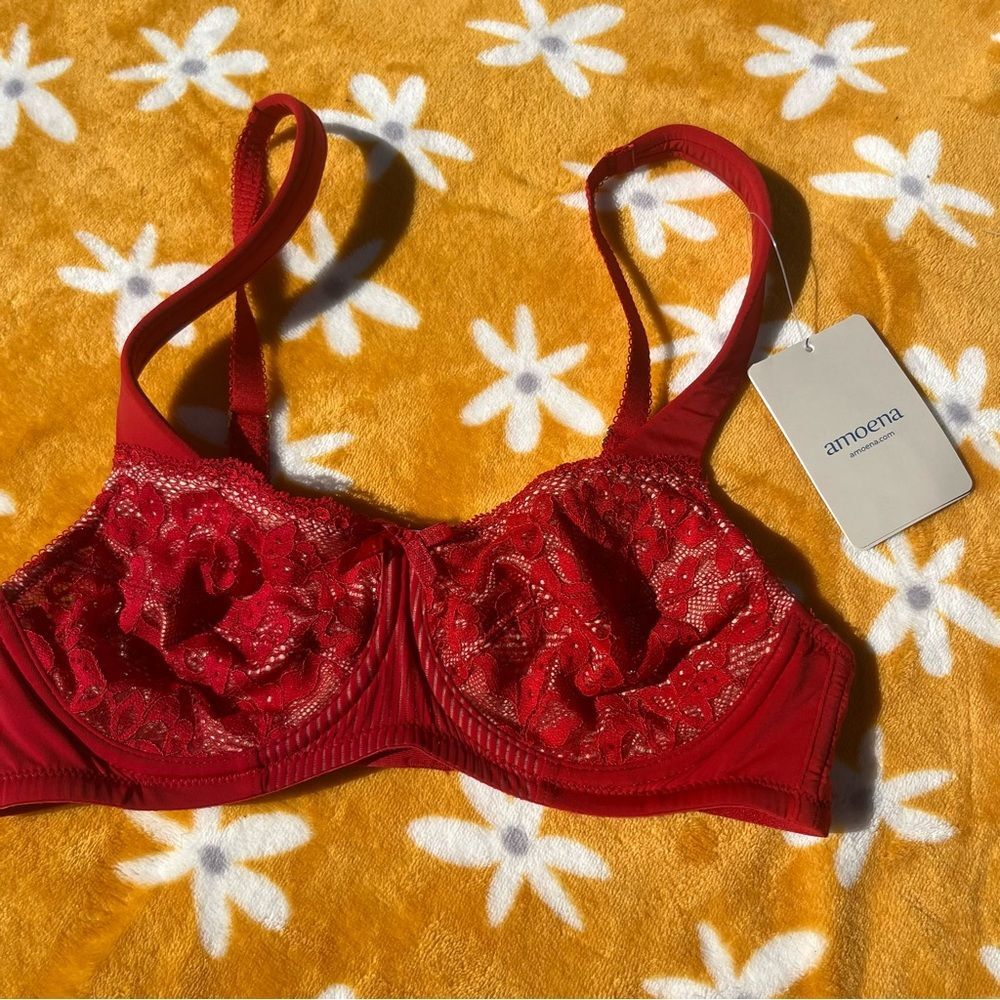 NWT 32A $84 amoena Kyra Wired Mastectomy Bra Lacy Red Chili/Sand Bra